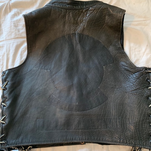 Men’s Leather Biker Vest - Picture 5 of 5